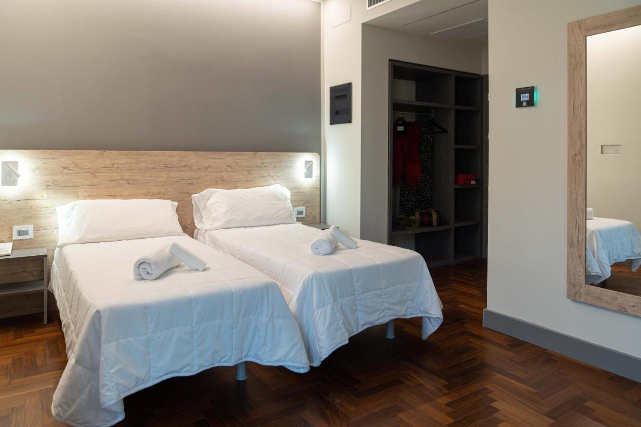 Hotel Ambrosiano Монтекатини Терме Екстериор снимка