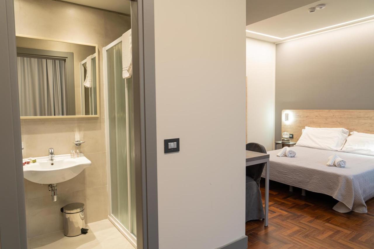 Hotel Ambrosiano Монтекатини Терме Екстериор снимка